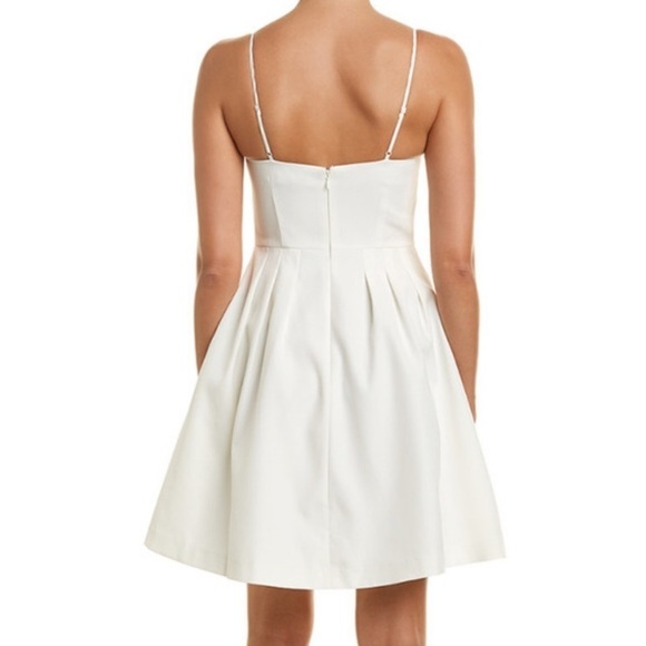 𝅺Yumi Kim sneak peek pleated dress with pockets - Picture 3 of 5